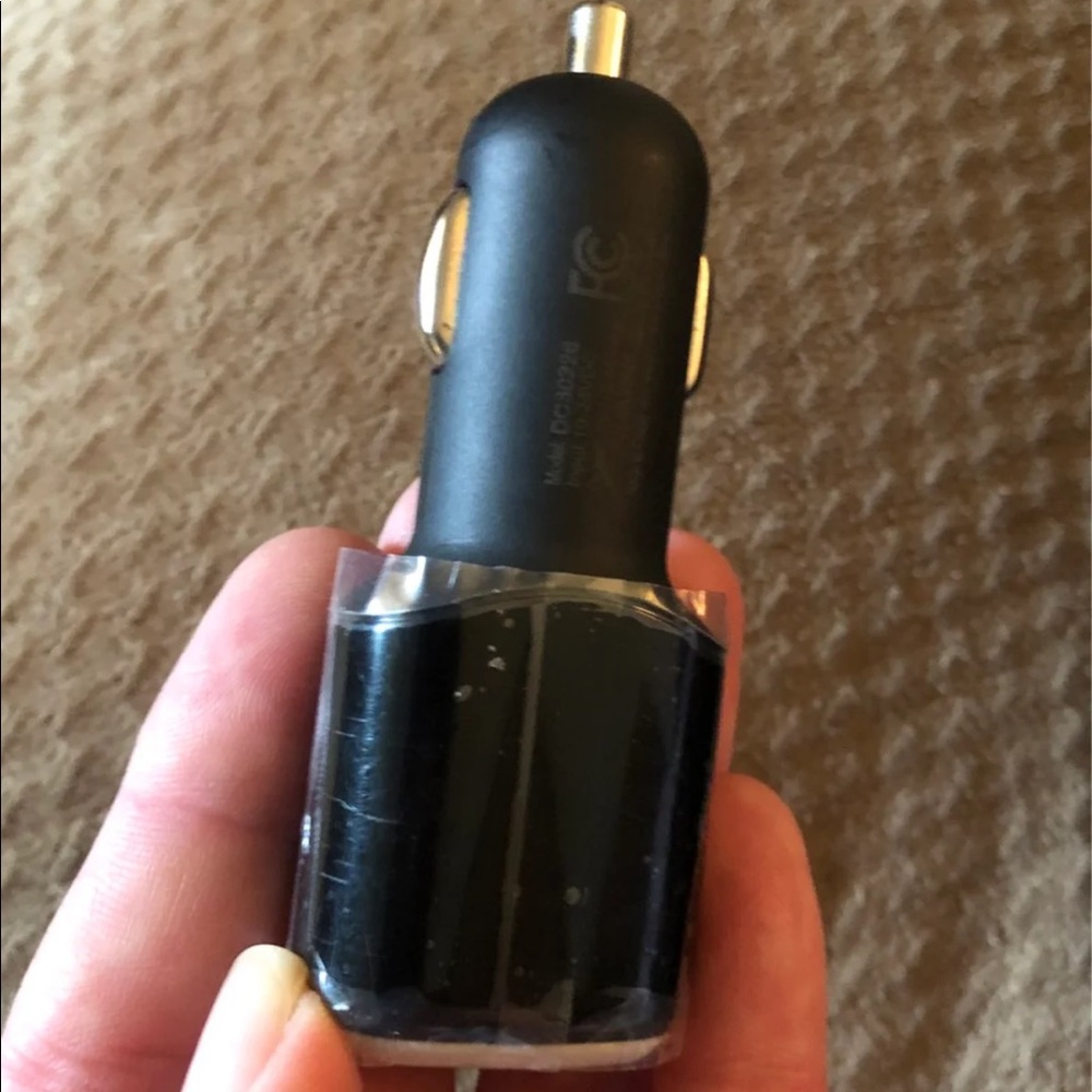 USB car charger
